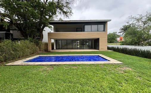 Casa en Fraccionamiento Club de Golf Paraíso, Morelos, México 1