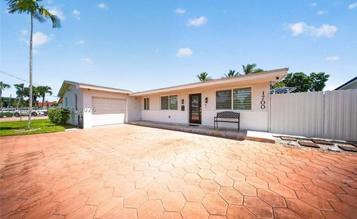 House in Hialeah, Florida, United States 1