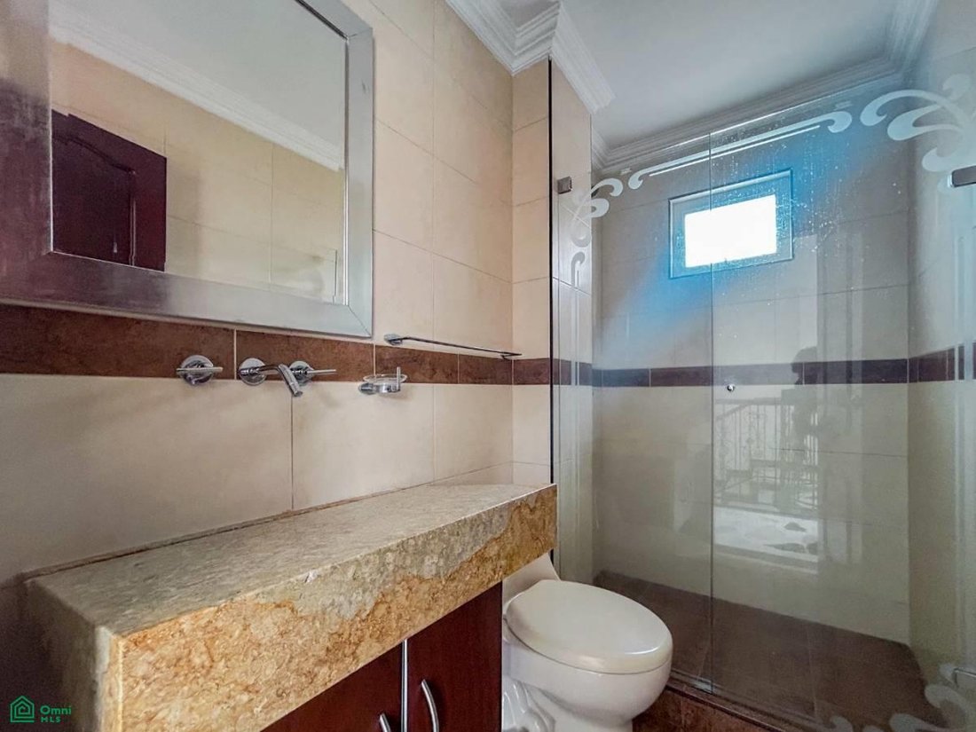 House in Cali, Choco, Colombia 4 - 17382913