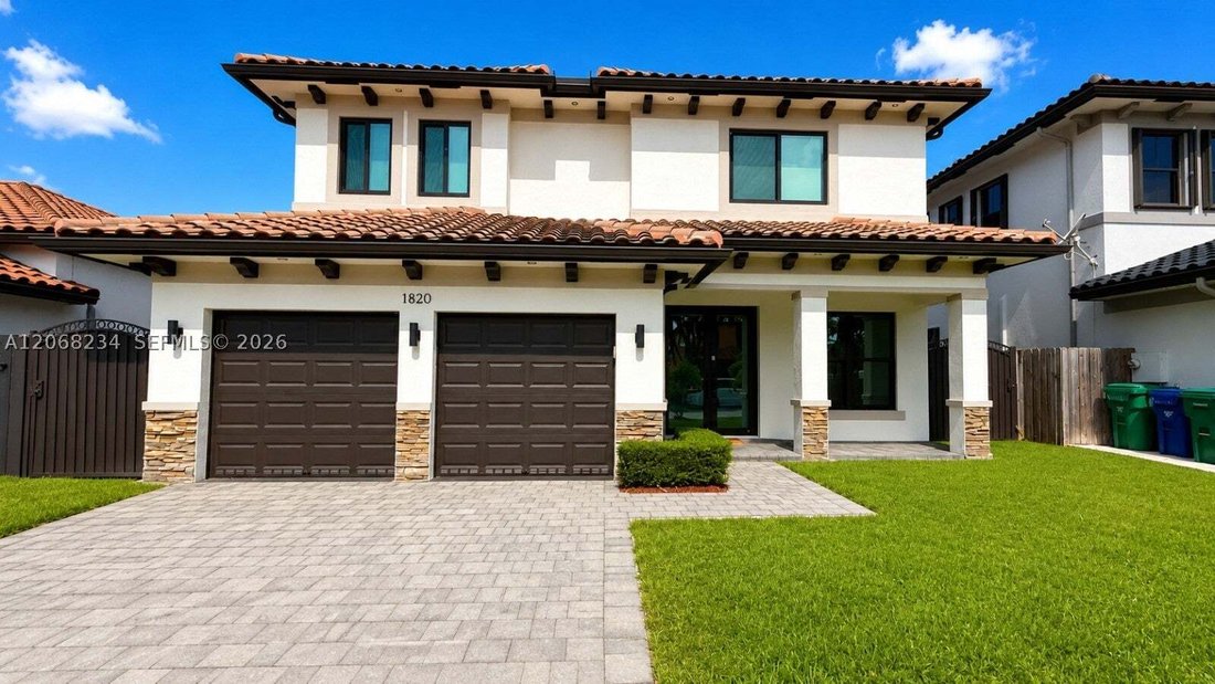 House in West Miami, Florida, United States 1 - 18628418