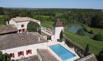 Monpazier, Nouvelle-Aquitaine, France 2