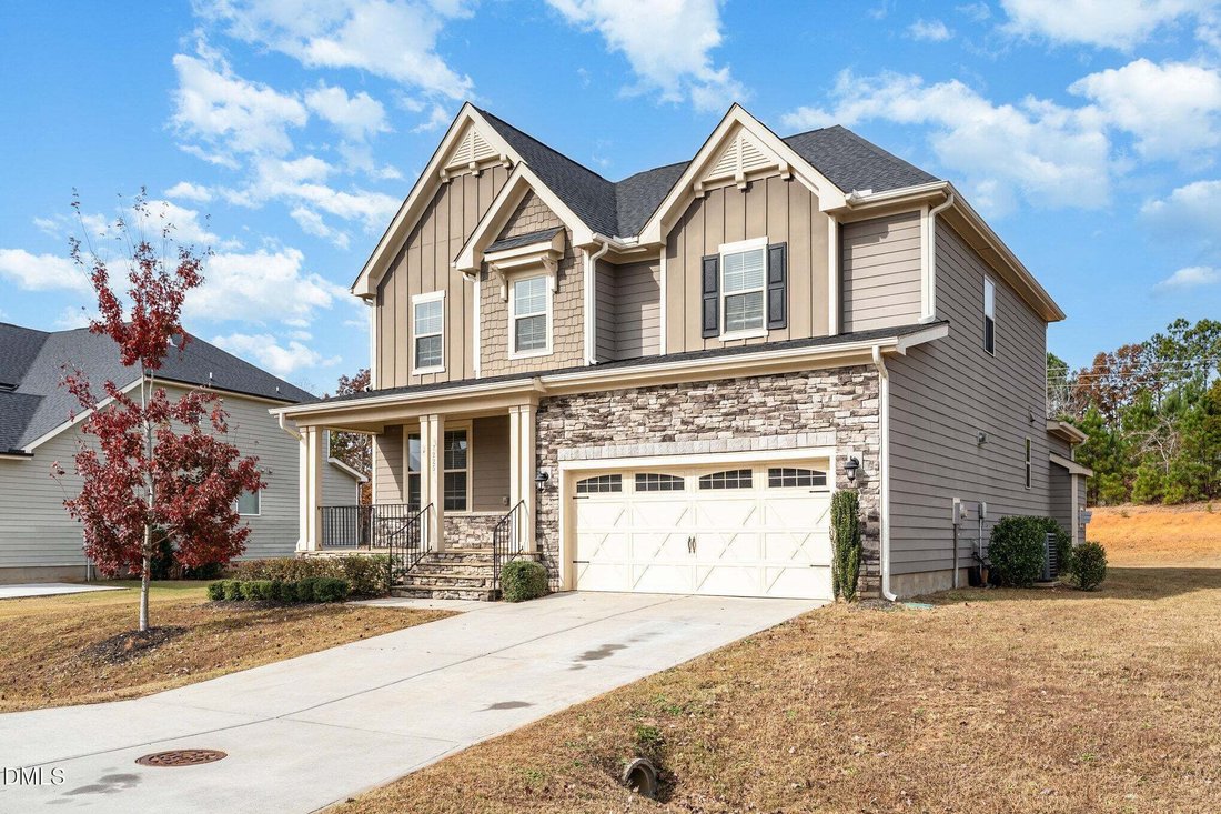 House in Holly Springs, North Carolina, United States 3 - 18629085