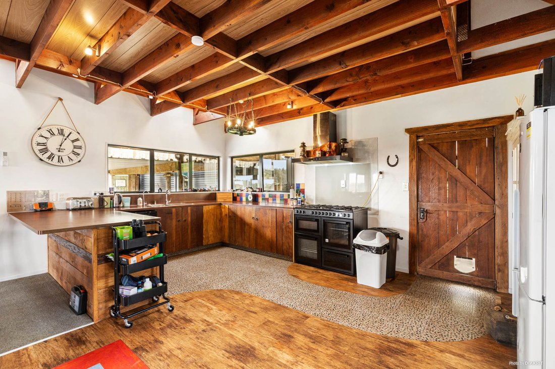Farm Ranch in Port Waikato, Waikato, New Zealand 4 - 17554121