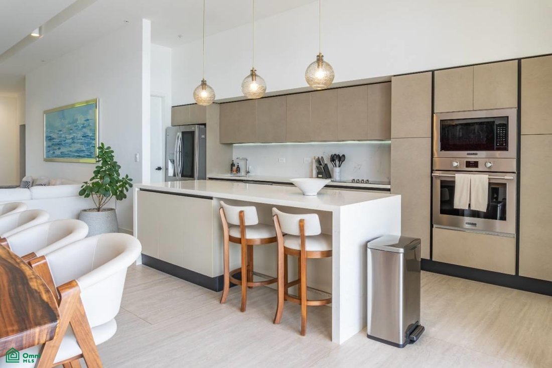 Condominio in Playa Herradura, Provincia di Puntarenas, Costa Rica 1 - 17356167