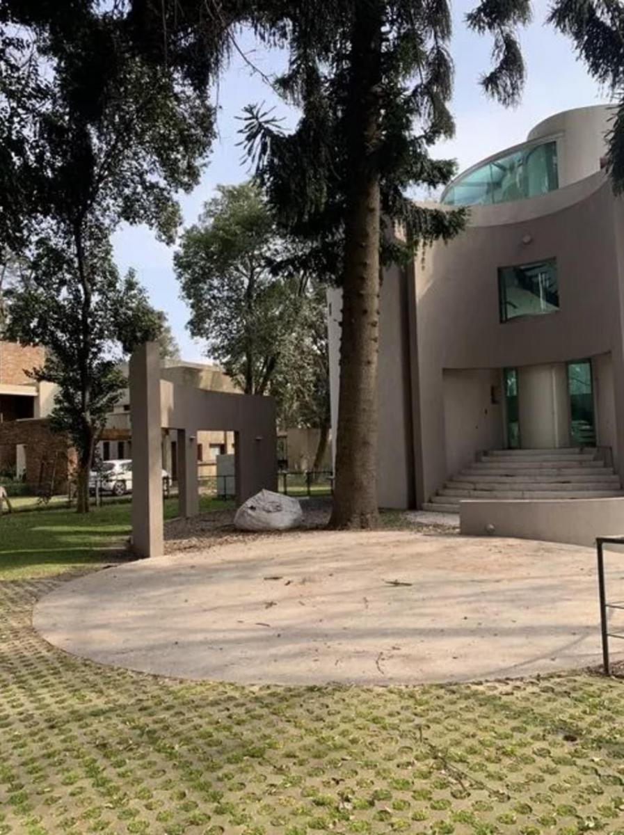 House in Villa Udaondo, Buenos Aires Province, Argentina 4 - 18627157
