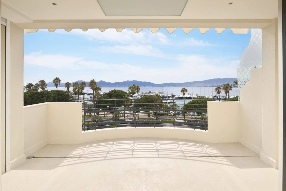 Apartment in Cannes, Provence-Alpes-Côte d'Azur, France 1 - 15977771