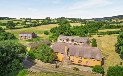 House in Mamhead, England 1