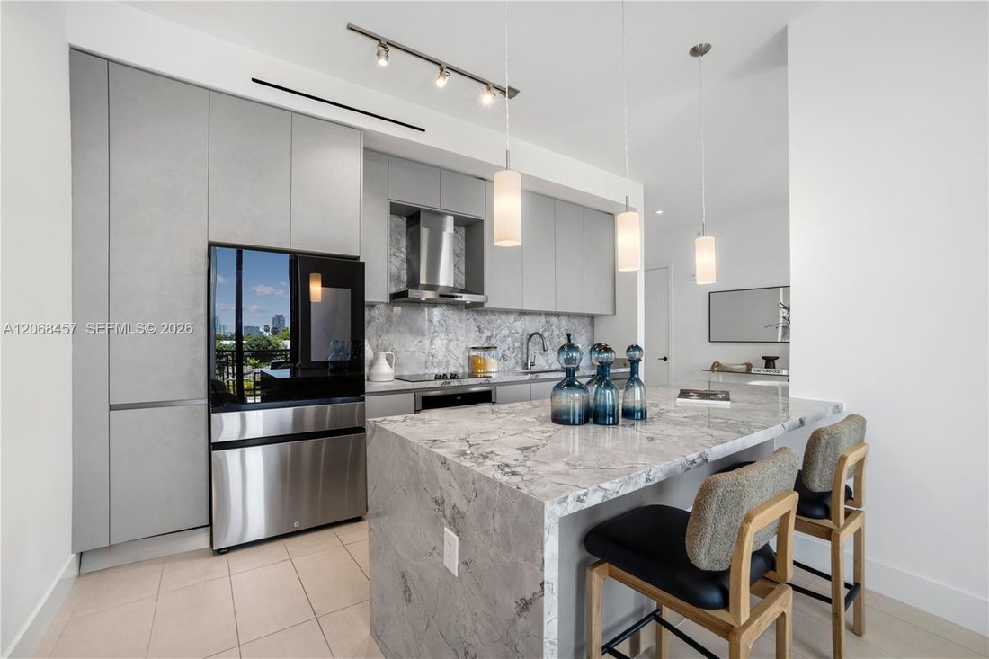 Condo in Miami Beach, Florida, United States 5 - 18629682
