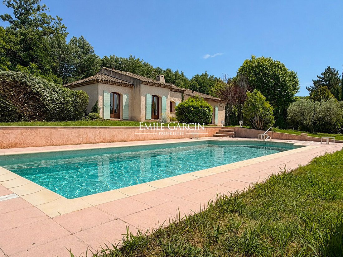 Villa in Granettes-Jauberte-Sainte Anne, Aix-en-Provence, France 1 - 18190571