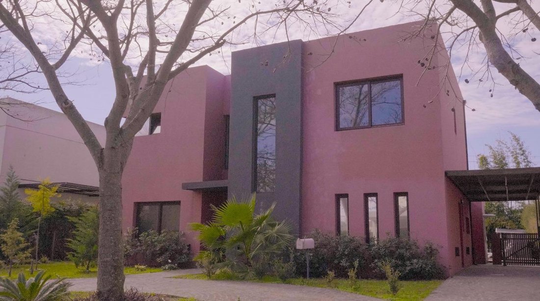 House in Benavidez, Buenos Aires Province, Argentina 1 - 18626063