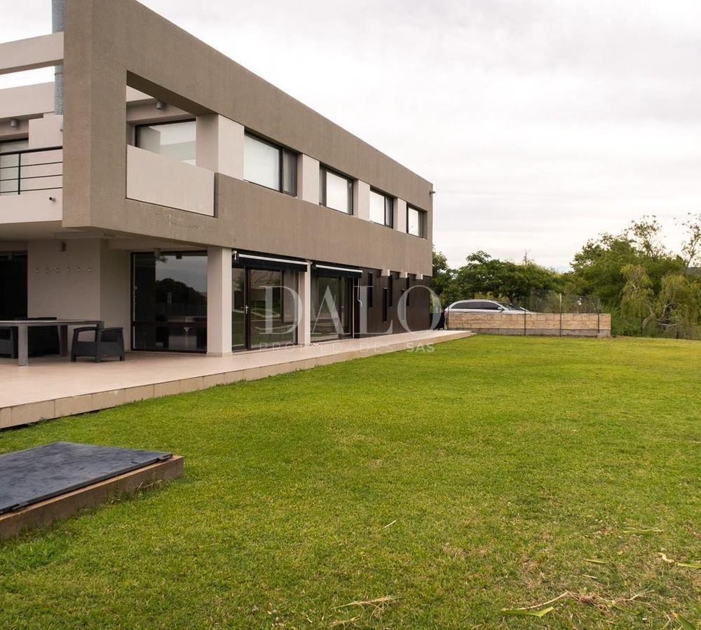 House in Rincón de Milberg, Buenos Aires Province, Argentina 1 - 18626003