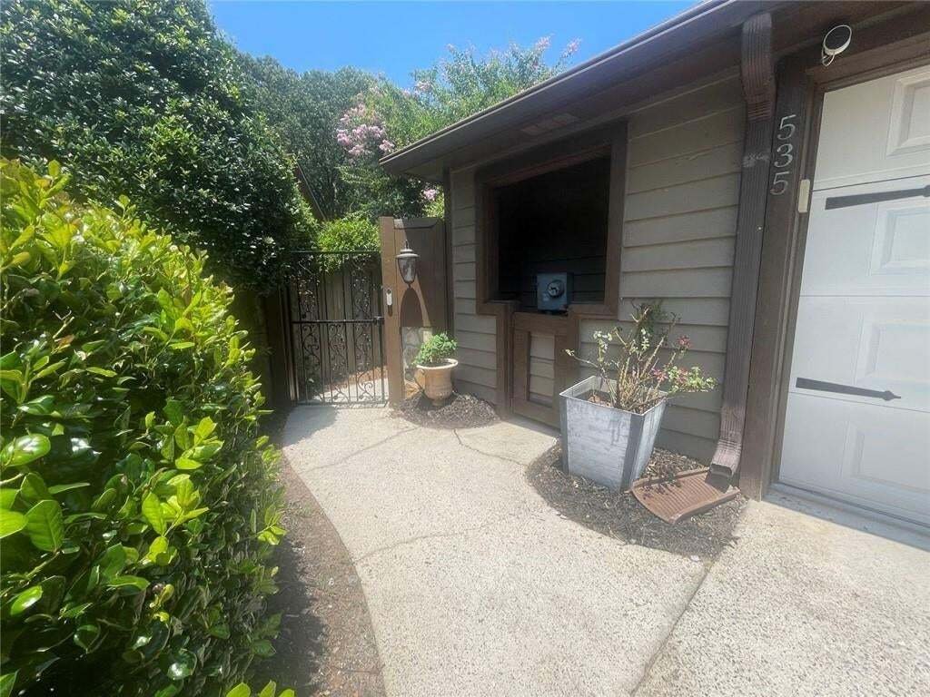 Townhouse in Alpharetta, Georgia, United States 4 - 18481378