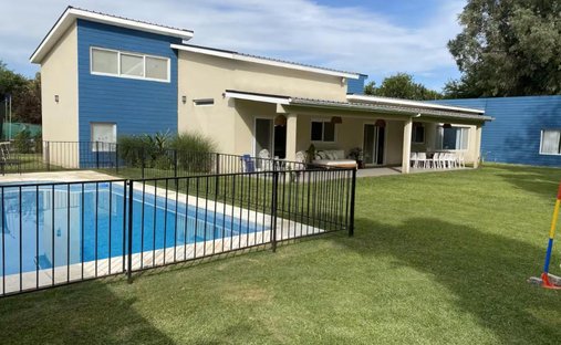 House in Bella Vista, Buenos Aires Province, Argentina 1