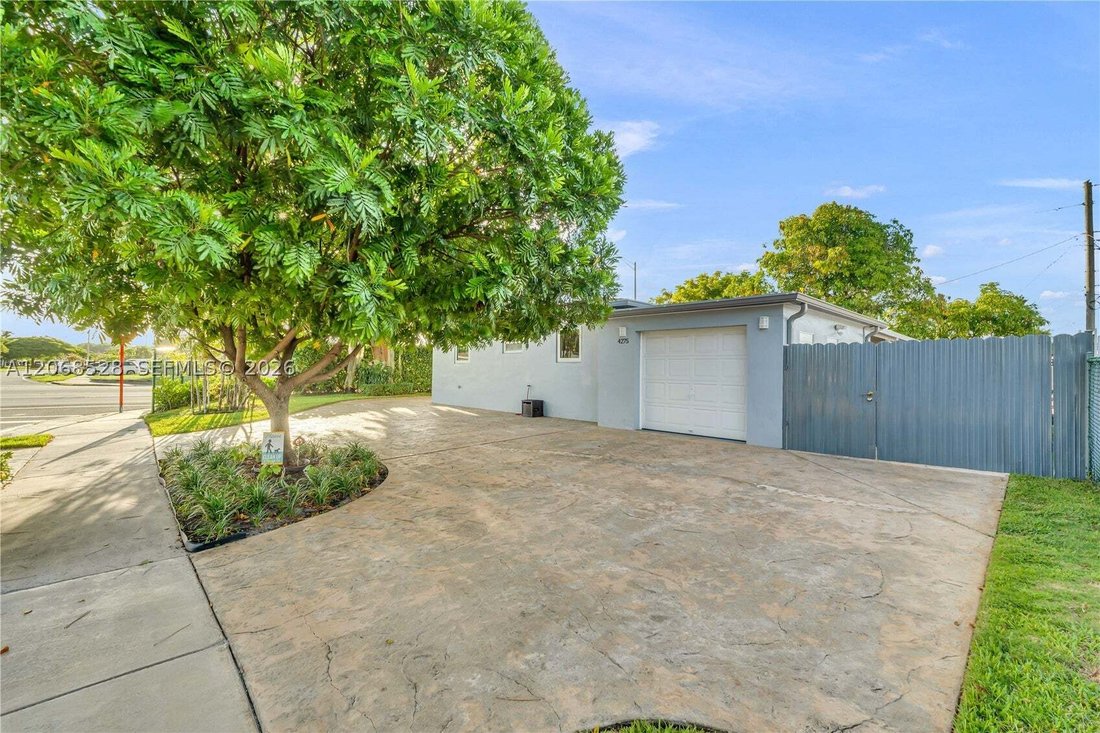 House in Miami, Florida, United States 1 - 18628390