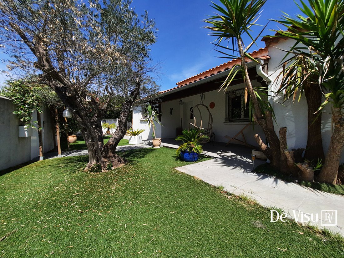 Villa in Sud, Saint-Jean-de-Vedas, France 4 - 18630268