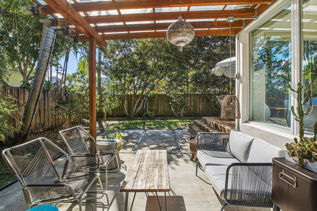 House in Miami, Florida, United States 4 - 18627670