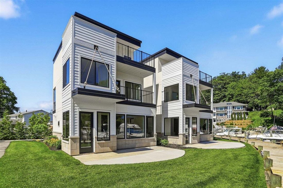 Condo in South Haven, Michigan, United States 1 - 18628186