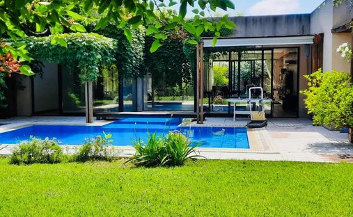 House in Cañuelas, Buenos Aires Province, Argentina 1