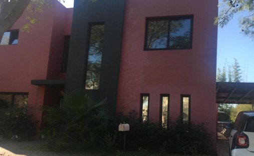 Casa en Benavidez, Provincia de Buenos Aires, Argentina 1