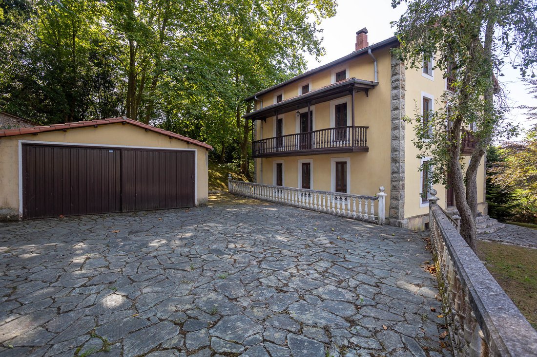 House in La Cavada, Riotuerto, Cantabria 2 - 18630121