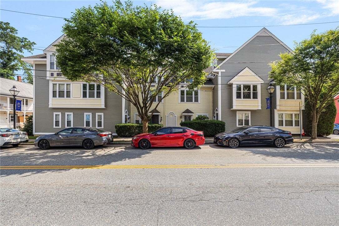 Condo in East Greenwich, Rhode Island, United States 1 - 18629012