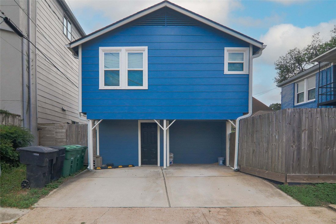 House in Houston, Texas, United States 4 - 18630199
