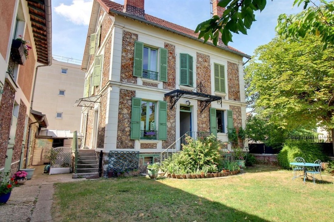 House in Centre, Maisons-Laffitte, France 1 - 18475496