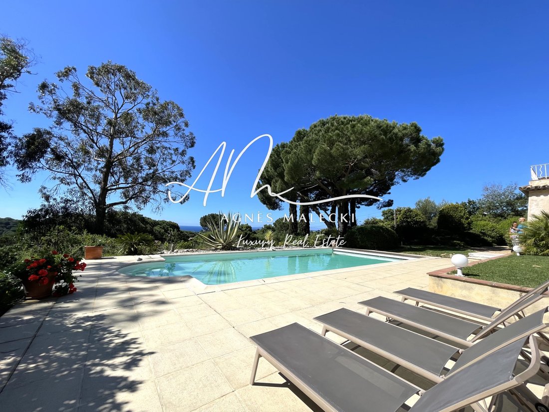 Estate in La Croix-Valmer, Provence-Alpes-Côte d'Azur, France 5 - 15765339