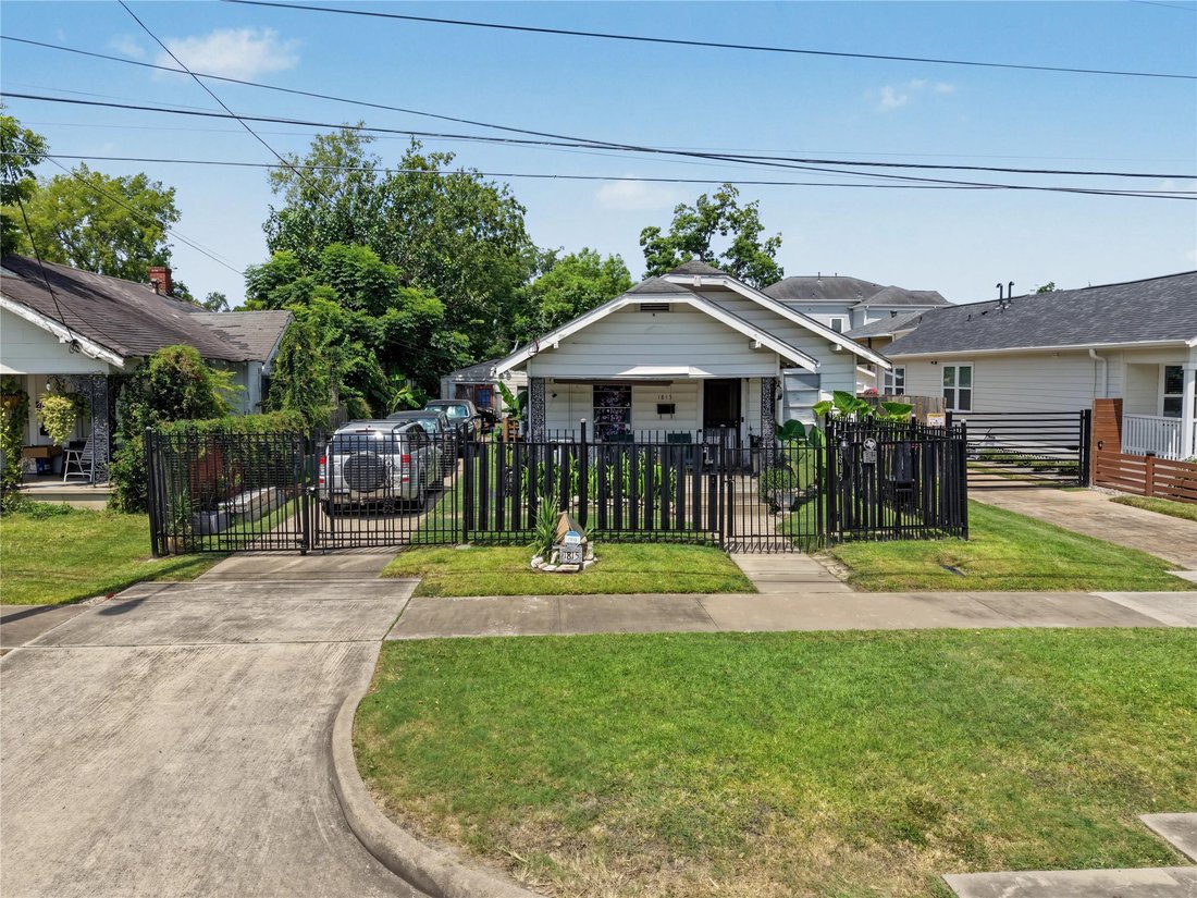 House in Houston, Texas, United States 5 - 18628823