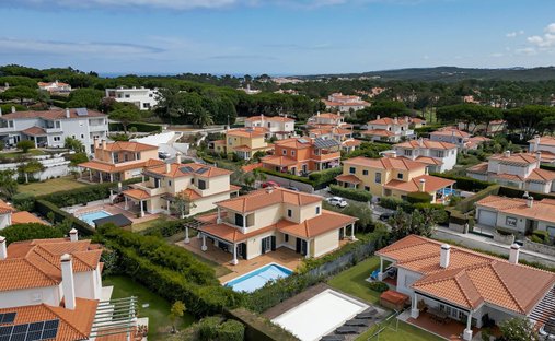 House in Amoreira, Leiria District, Portugal 1