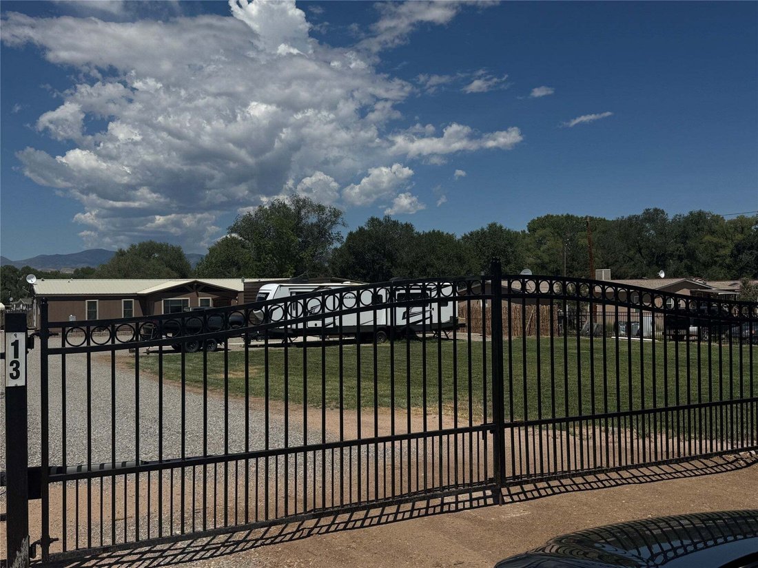 Santa Fe, New Mexico, United States 2 - 18628319