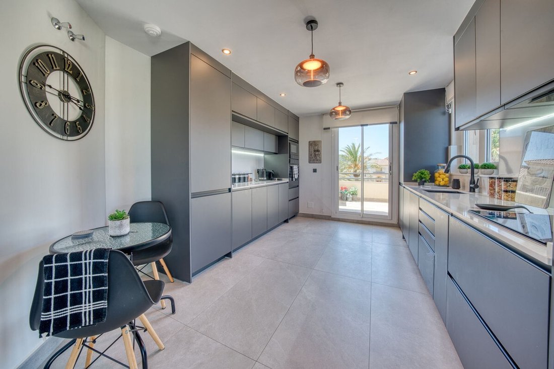 Penthouse in Manilva, Andalusia, Spain 4 - 18626805