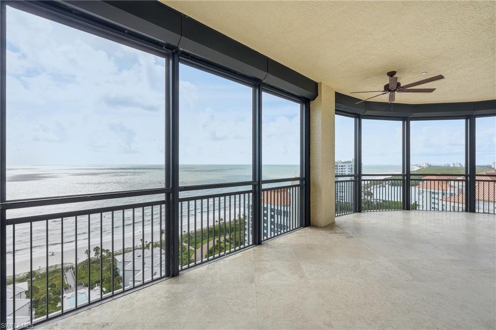 Condo in Naples, Florida, United States 2 - 18627397