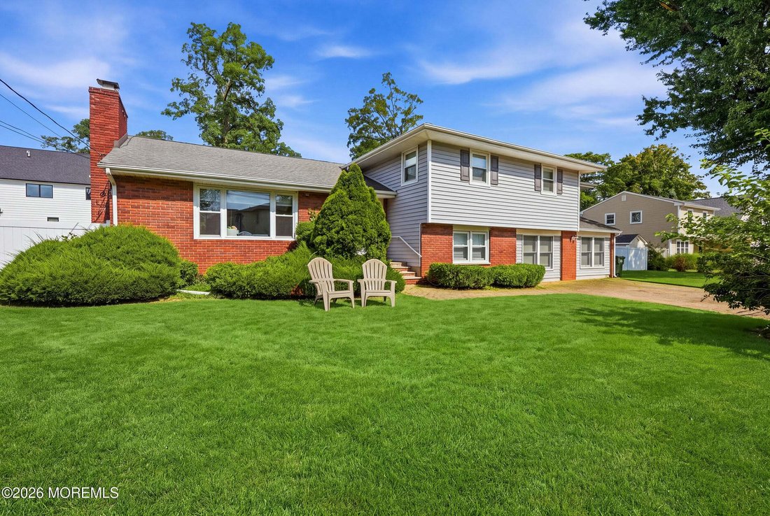 House in Oakhurst, New Jersey, United States 1 - 18253571