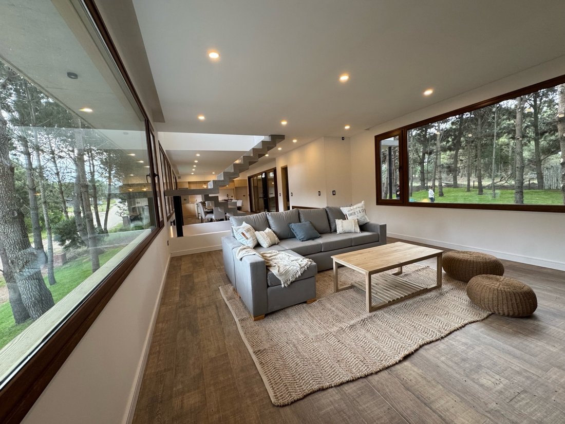 House in Pinamar, Buenos Aires Province, Argentina 2 - 18626096