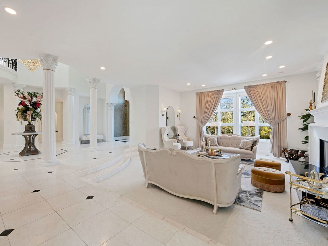 House in Hinsdale, Illinois, United States 5 - 18628593
