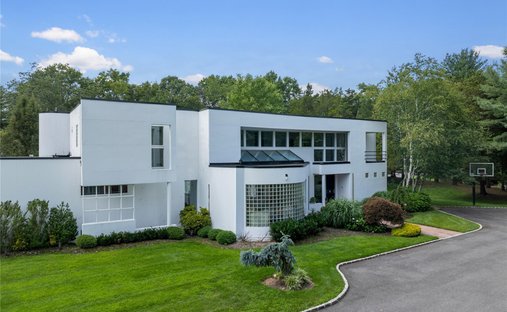 House in Syosset, New York, United States 1