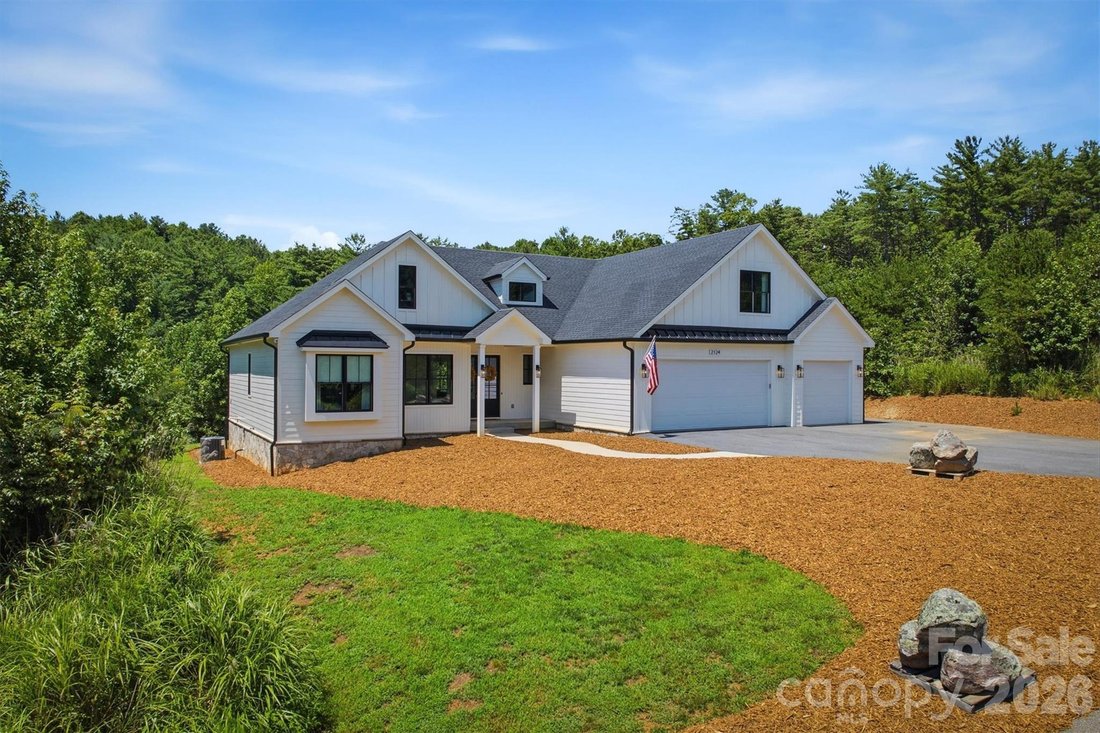 House in Morganton, North Carolina, United States 2 - 18628131