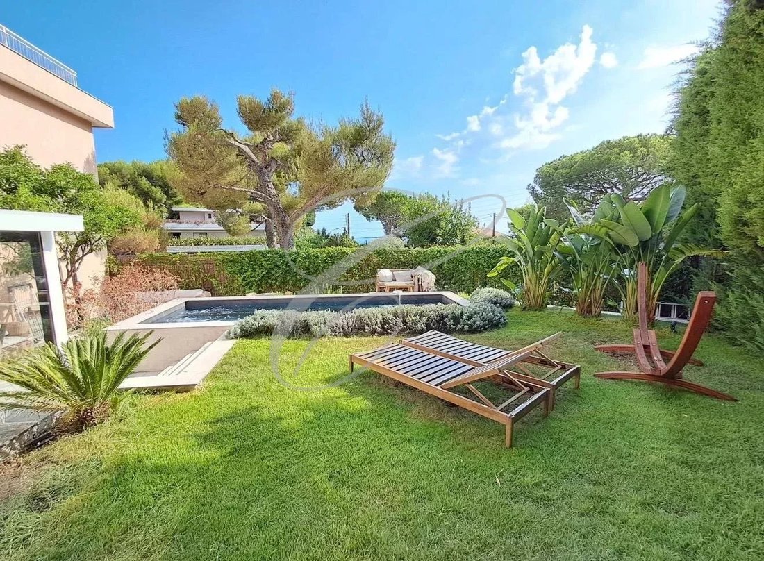 Apartment in Cap Martin, Roquebrune-Cap-Martin, France 1 - 18488797
