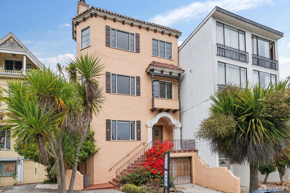 Condo in San Francisco, California, United States 2 - 18628255