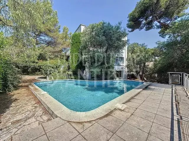 Villa in Fontmerle, Antibes, France 2 - 15900982