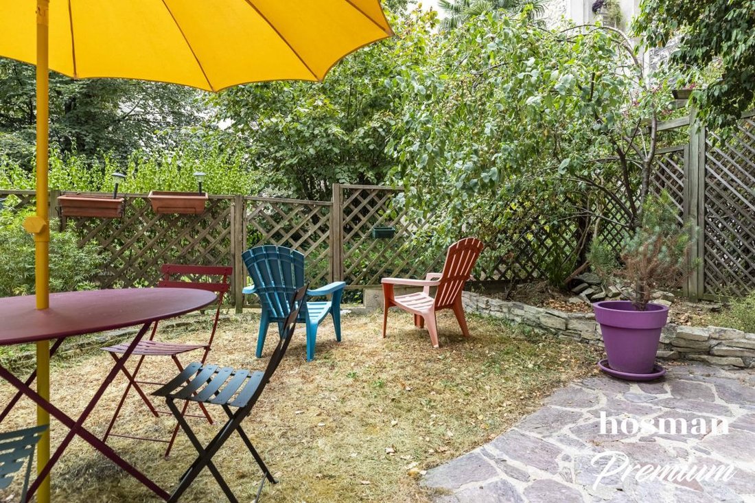 Apartment in Secrétan, Paris 19e Arrondissement, Paris 2 - 18626417