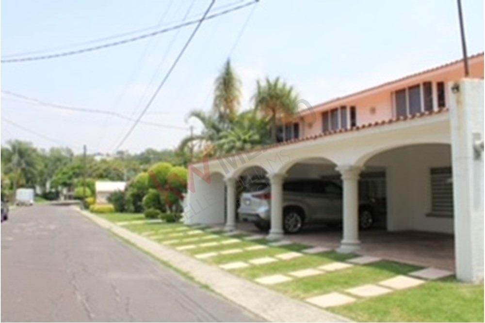 House in Lomas de Cocoyoc, Morelos, Mexico 2 - 18627720