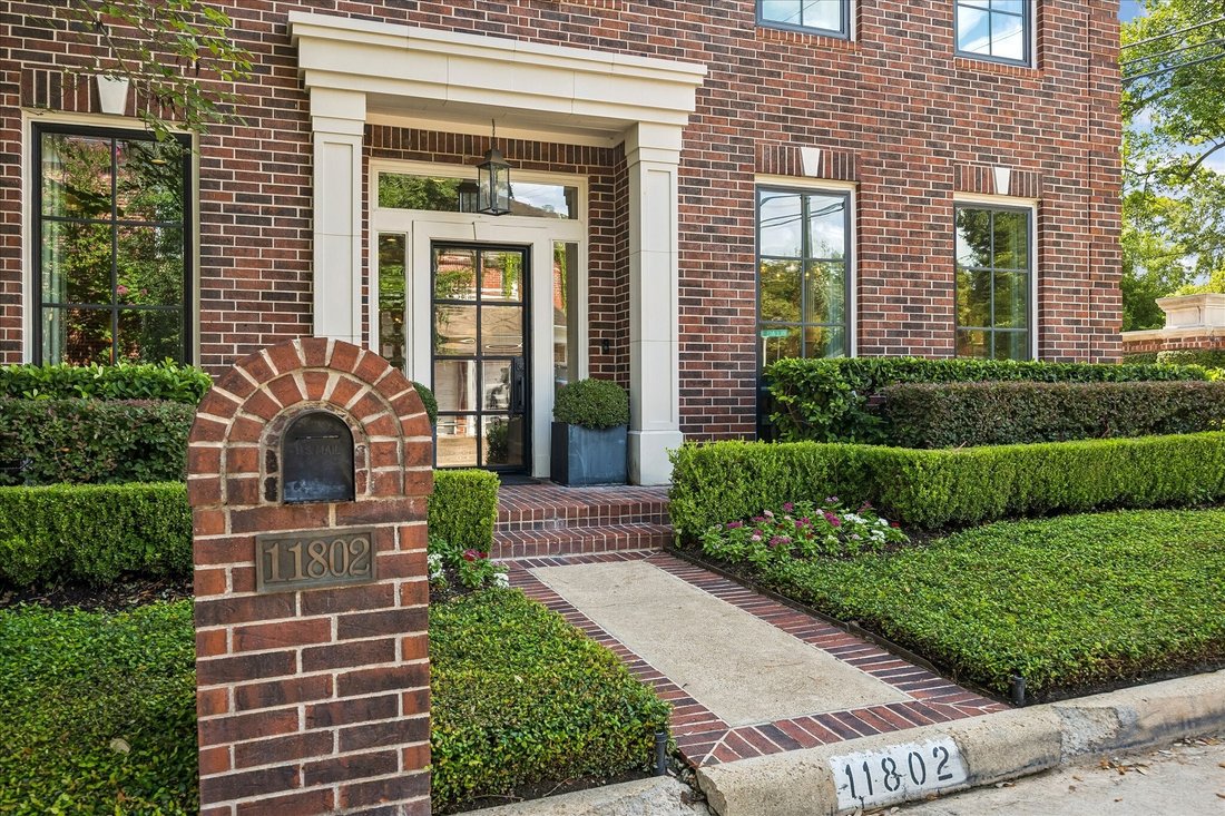 House in Houston, Texas, United States 3 - 18627463