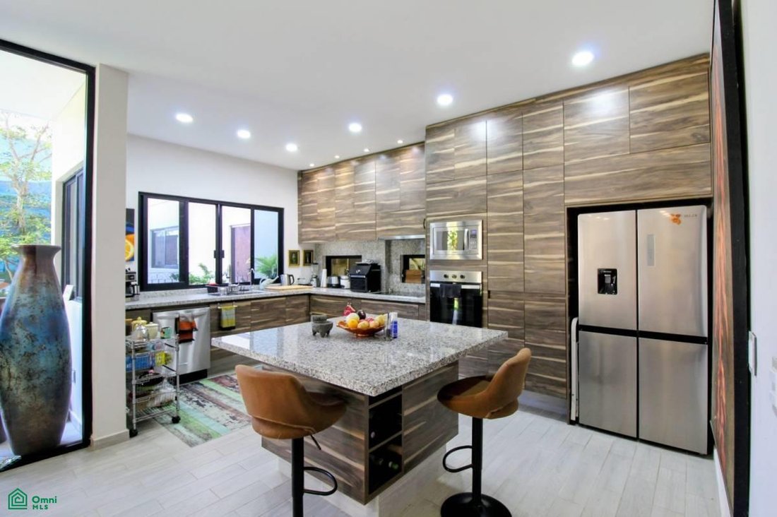 Condo in Ajijic, Jalisco, Mexico 1 - 18601155