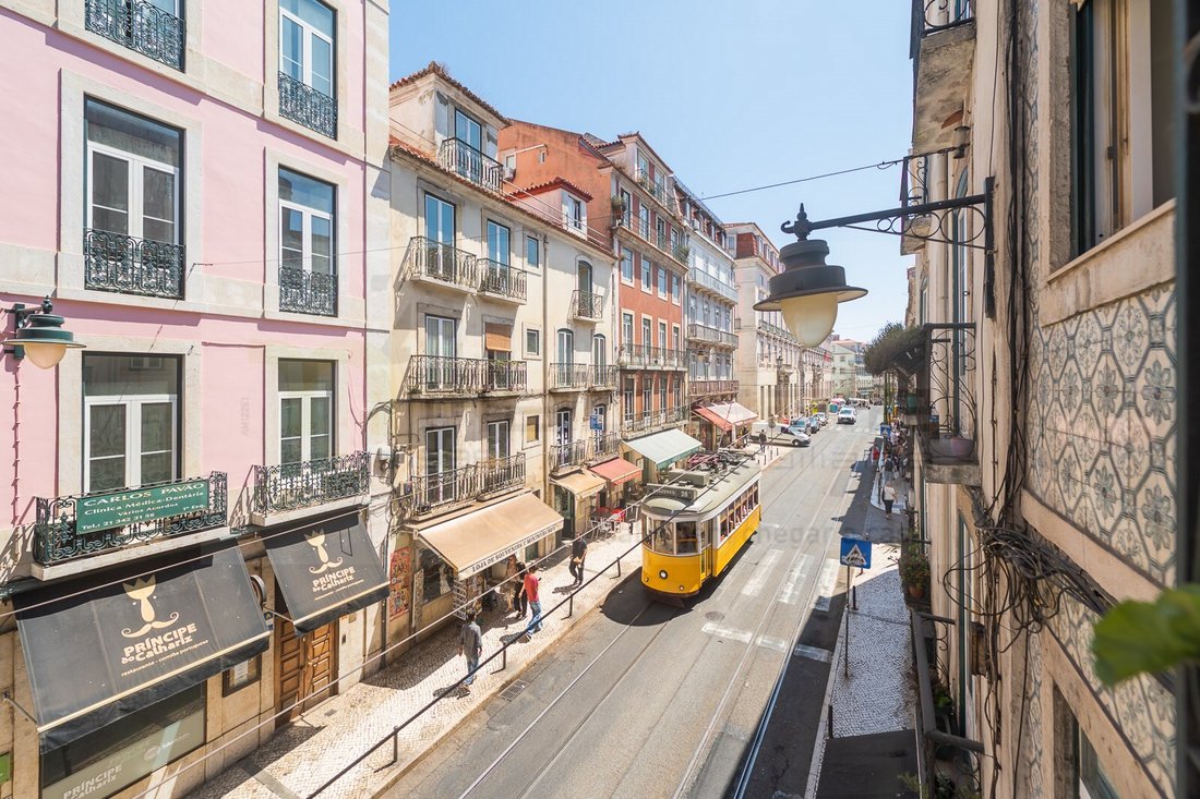 Apartment in Misericordia, Lisbon, Portugal 1 - 18630002