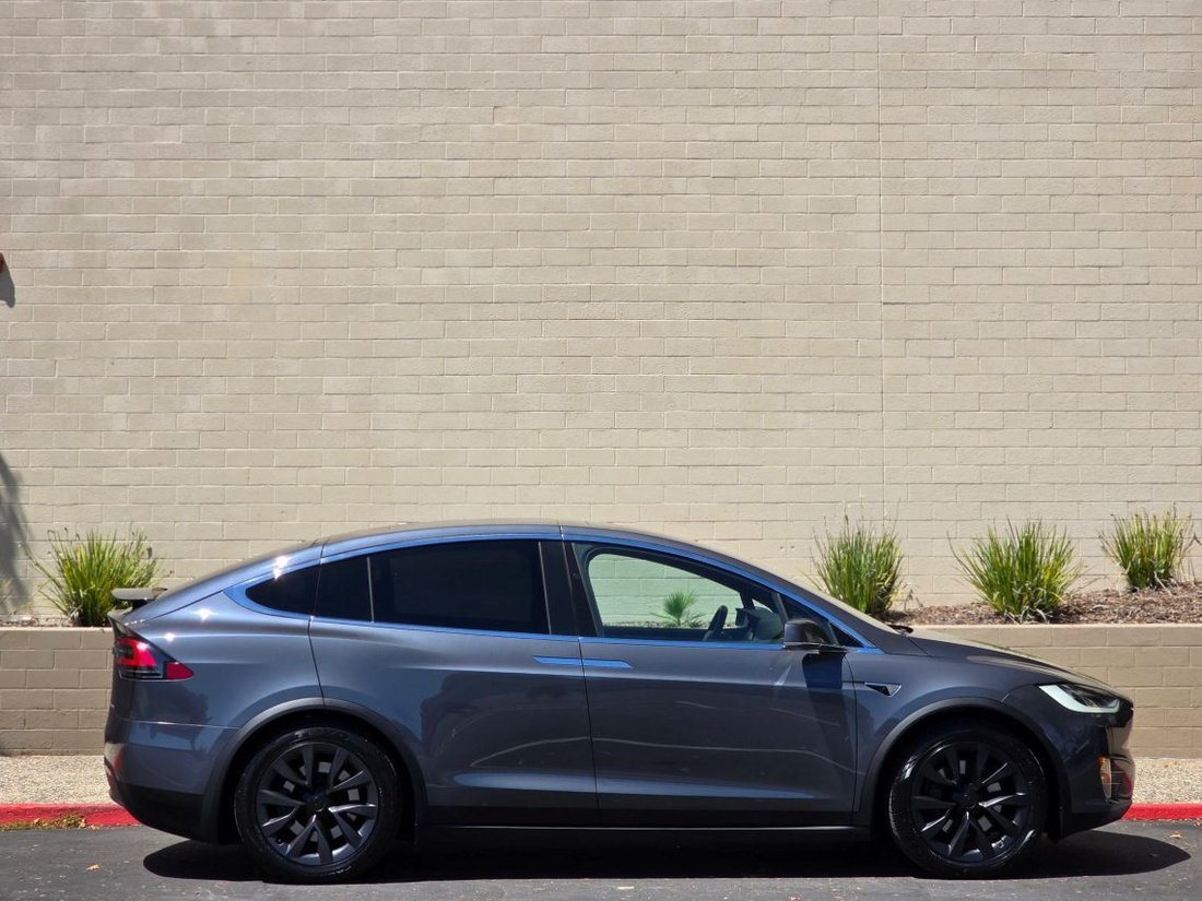 Suv in Roseville, CA, United States 5 - 18630159