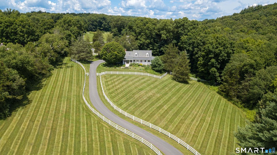 House in Woodbury, Connecticut, United States 1 - 17678462