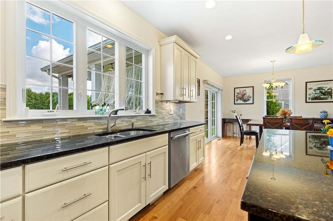 House in Seekonk, Massachusetts, United States 3 - 18629006