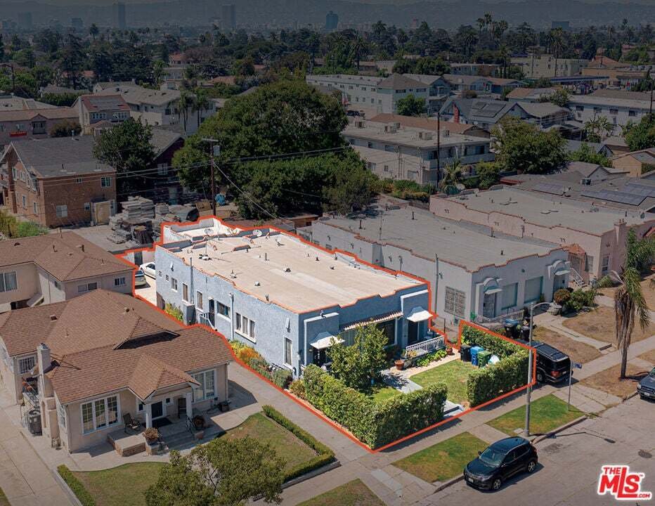 Los Angeles, California, United States 1 - 18629346